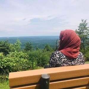 Meet your Posher, Nadia